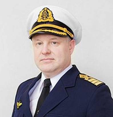 Капитан теплохода «Юрий Андропов» Шеногин Андрей Васильевич